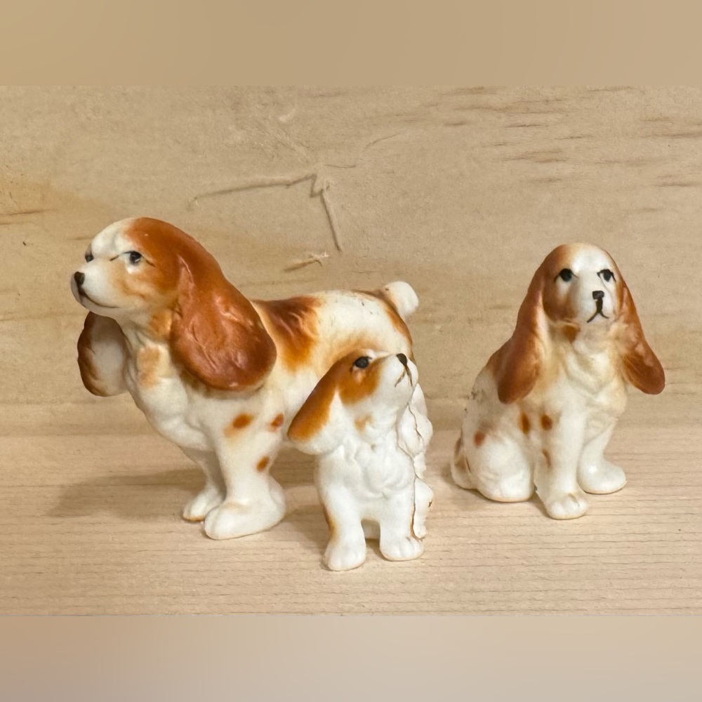 Charming Bone China Spaniel Dog Figurines Set